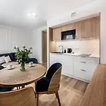 Aurum - Nowe Blisko Plazy - Neue In Strandnaehe 4* 斯维诺乌伊希切