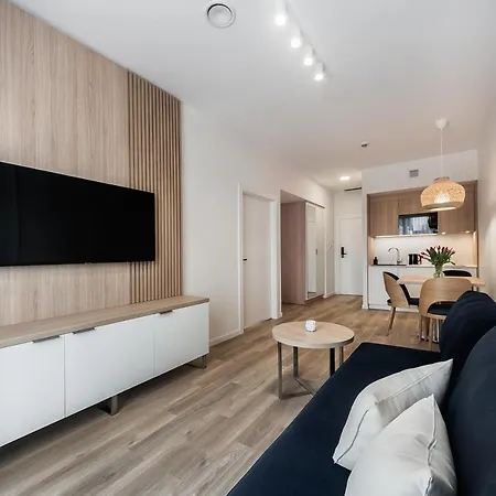 Aurum - Nowe Blisko Plazy - Neue In Strandnaehe 4* 슈비노우이스쳬