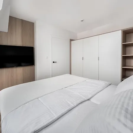 Aurum - Nowe Blisko Plazy - Neue In Strandnaehe 아파트호텔 4*