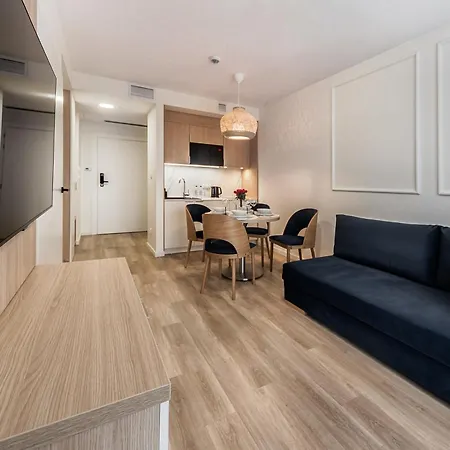 Aurum - Nowe Blisko Plazy - Neue In Strandnaehe 아파트호텔 4*