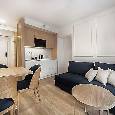 Aurum - Nowe Blisko Plazy - Neue In Strandnaehe アパートホテル 4*